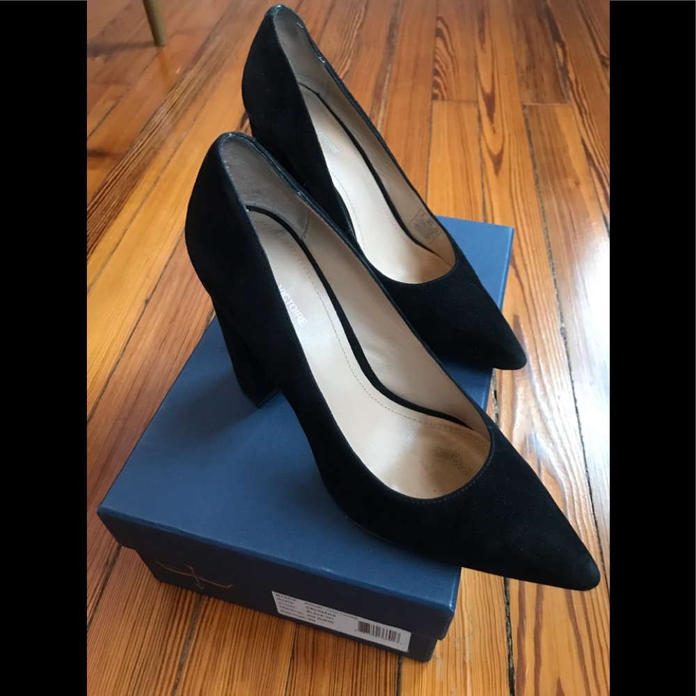 Pour La Victoire black kid suede heels